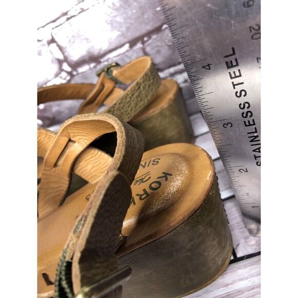 Kork-Ease Olive Green Leather Platform Wedge Ankle Strap Sandals Women Sz 7M US - Picture 11 of 16